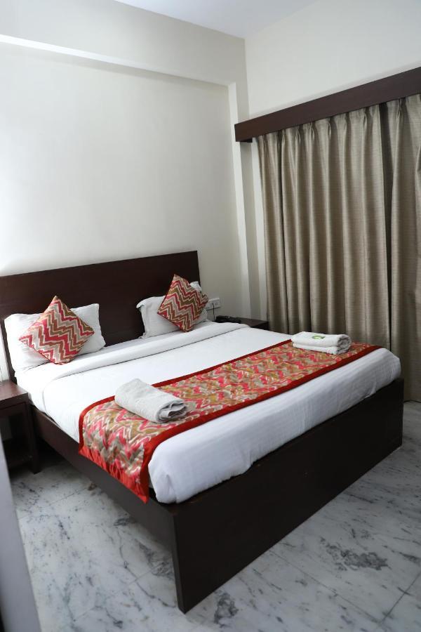 Hotel Sar Kamla Dham Skd Vrindavan Fully Vaccinated Staff Εξωτερικό φωτογραφία