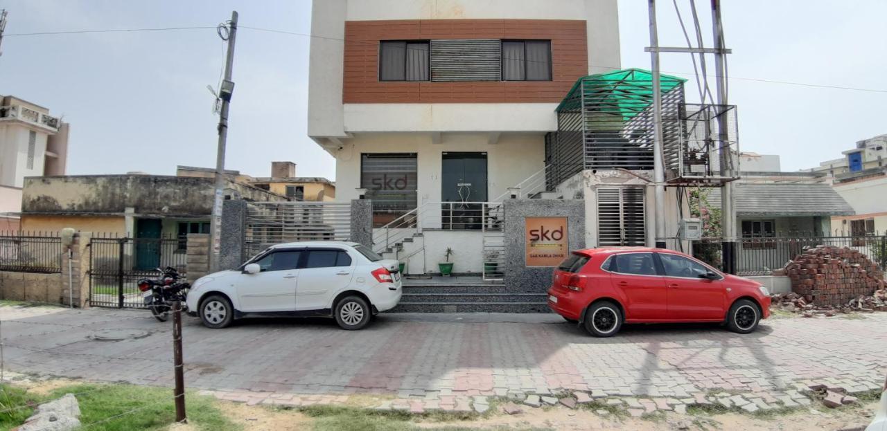 Hotel Sar Kamla Dham Skd Vrindavan Fully Vaccinated Staff Εξωτερικό φωτογραφία