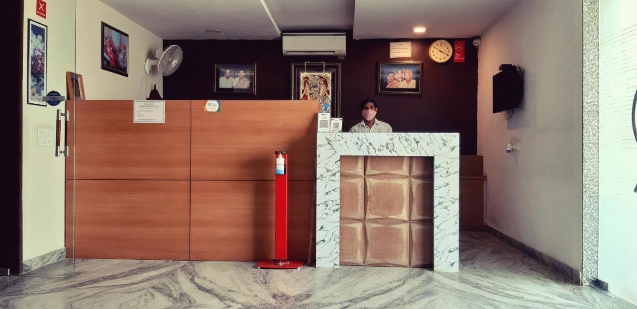 Hotel Sar Kamla Dham Skd Vrindavan Fully Vaccinated Staff Εξωτερικό φωτογραφία