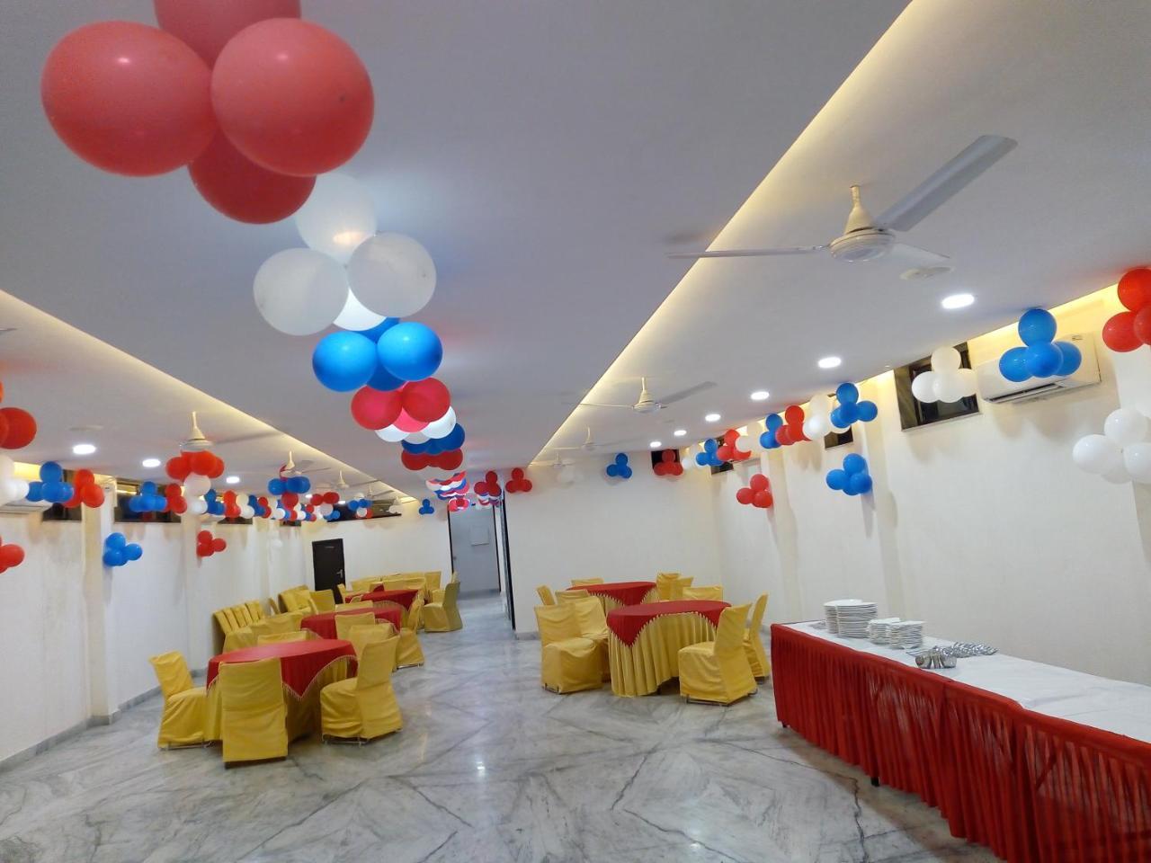 Hotel Sar Kamla Dham Skd Vrindavan Fully Vaccinated Staff Εξωτερικό φωτογραφία